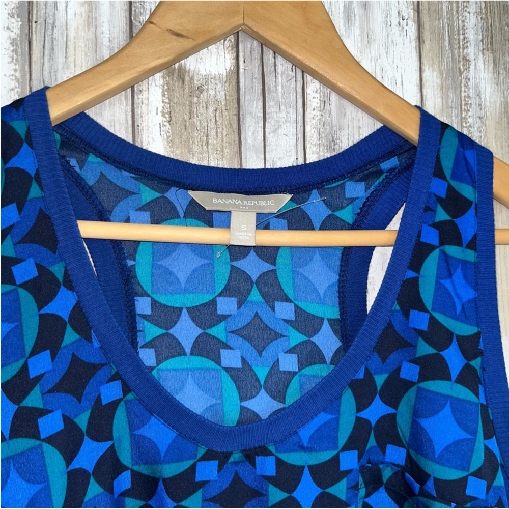 Banana Republic Blue Abstract Jersey tank - Picture 4 of 5